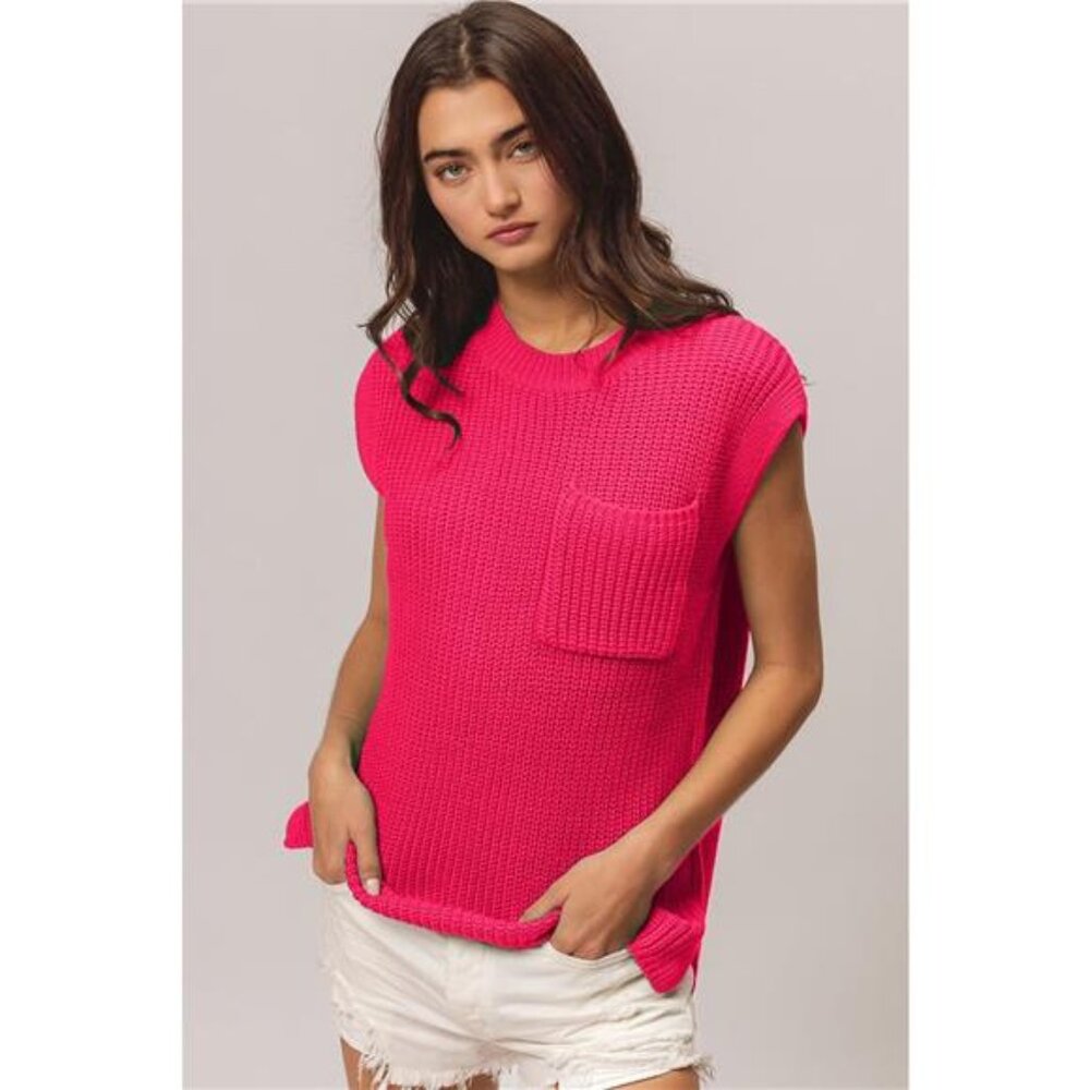 ✨NWT BiBi Patch Pocket Cap Sleeve Sweater‎ Top